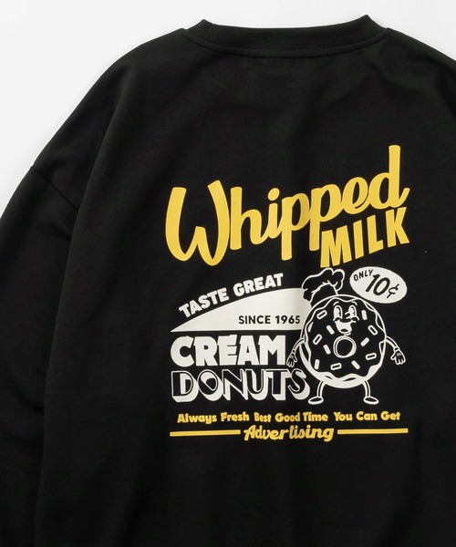 POWER TO THE PEOPLE(パワートゥーザピープル)の「【Power To The People/パワー・トゥ・ザ・ピープル】「CREAM DONUTS/クリームドーナツ」 ワンポイントロゴ刺繍&バックイラストデザイン スウェット(スウェット・レディース・ヘザーグレー/チャコールグレー/ブラック・M/L/XL)」の2枚目の写真