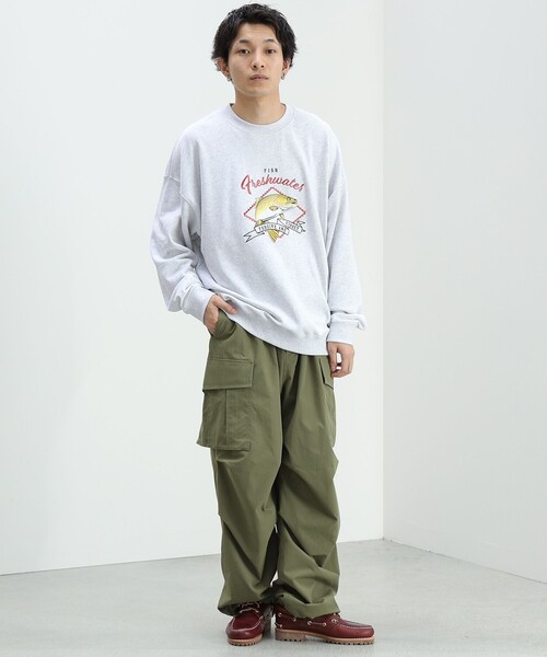 BEAMS HEART(ビームスハート)の「BEAMS HEART / アニマル クルーネック スウェット(ユニセックス)(スウェット・メンズ・レッド系その他7/ライトグレー・SMALL/MEDIUM/LARGE)」の3枚目の写真