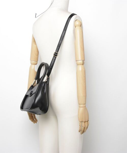 Olu.（オルドット）の「サークルハンドル2wayバッグ（ショルダーバッグ・レディース・ベージュ/ブラック・FREE）」の19枚目の写真