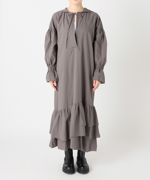 COMMRE（コムル）の「【COMMRE / コムル】コットン裾ボリュームワンピース（ワンピース・レディース・ブラック/チャコールグレー・FREE）」の10枚目の写真