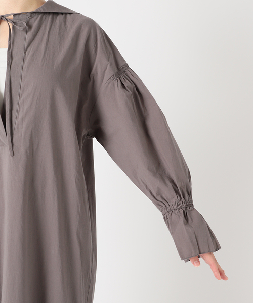 COMMRE（コムル）の「【COMMRE / コムル】コットン裾ボリュームワンピース（ワンピース・レディース・ブラック/チャコールグレー・FREE）」の15枚目の写真