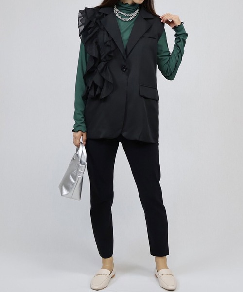 ANOTHER S（アナザーエス）の「アシンメトリーフリルジレー（スーツベスト・レディース・ブラック・FREE）」の11枚目の写真