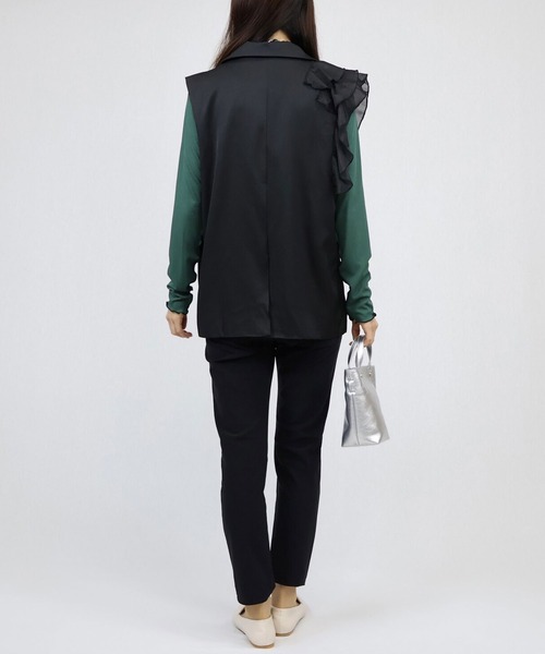 ANOTHER S（アナザーエス）の「アシンメトリーフリルジレー（スーツベスト・レディース・ブラック・FREE）」の15枚目の写真