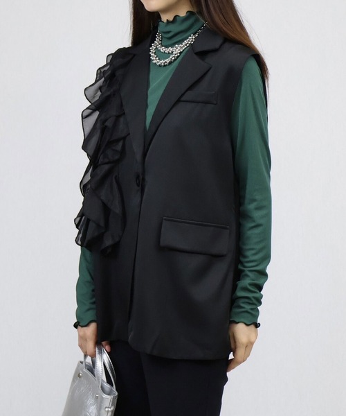 ANOTHER S（アナザーエス）の「アシンメトリーフリルジレー（スーツベスト・レディース・ブラック・FREE）」の18枚目の写真