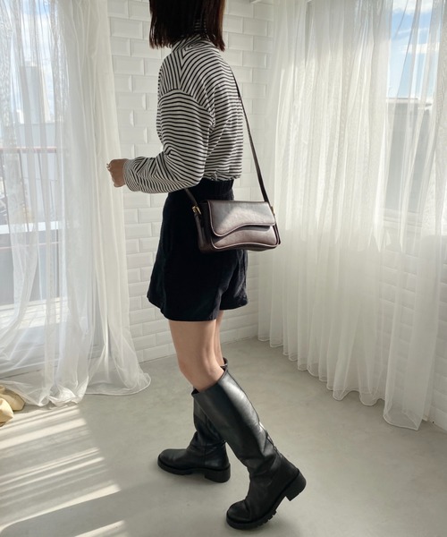 wears(ウェアーズ)の「2WAYPUフラップミニショルダーバッグ(ショルダーバッグ・レディース・シルバー/ダークブラウン/アイボリー/ブラック・FREE)」の17枚目の写真