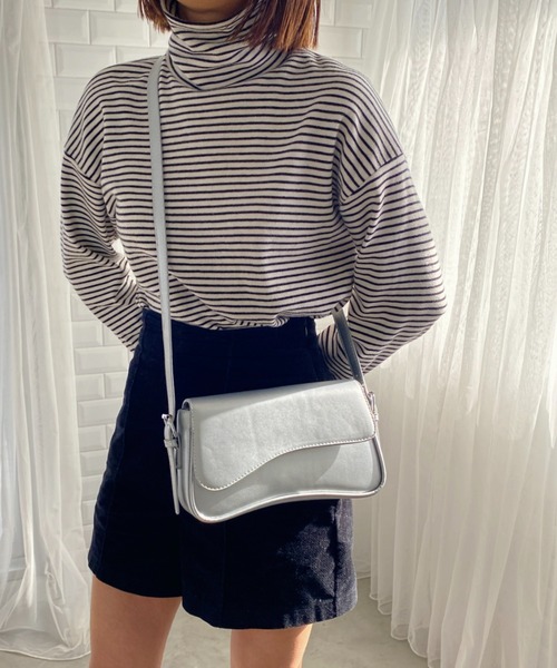 wears(ウェアーズ)の「2WAYPUフラップミニショルダーバッグ(ショルダーバッグ・レディース・シルバー/ダークブラウン/アイボリー/ブラック・FREE)」の20枚目の写真