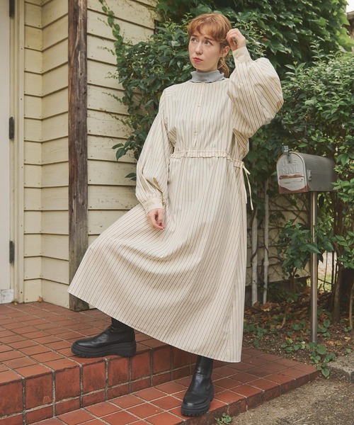 Crisp（クリスプ）の「ウエストフリルストライプワンピース（ワンピース・レディース・ブラック/ネイビー/グリーン・FREE）」の4枚目の写真