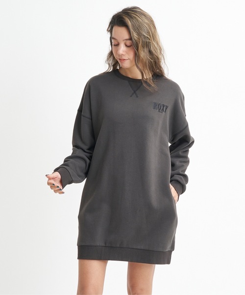 ROXY(ロキシー)の「JIVY DRESS/ロキシードロップショルダーリラックスシルエットスウェットワンピース(ワンピース・レディース・ブラック/グレー/グリーン・MEDIUM/SMALL/LARGE)」の1枚目の写真