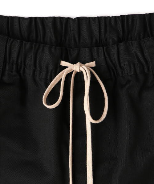 DANKE SCHON（ダンケシェーン）の「DankeSchon/ダンケシェーン/TCTWILL ZIPCARGO SHORTS（その他パンツ・レディース・ブラック/ホワイト・LARGE/MEDIUM）」の4枚目の写真