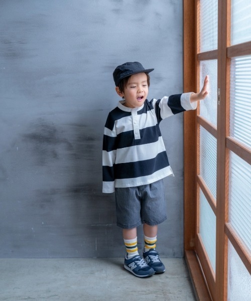 and D. petit main（アンドディープティマイン）の「スタンドネックラガー長袖シャツ（Tシャツ/カットソー・キッズ・ライトグレー/ブラック/ブルー・120cm/110cm/100cm/90cm/130cm）」の21枚目の写真