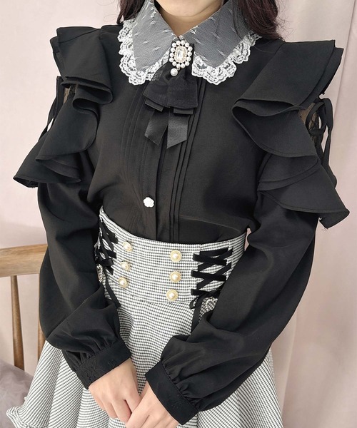 ROJITA（ロジータ）の「レースカラーラッフルショルダーブラウス（シャツ/ブラウス・レディース・ブラック/ホワイト/ピンク・FREE）」の2枚目の写真