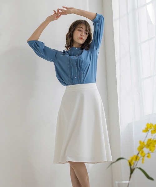 ketty(ケティ)の「パールボタンジョーゼットタックブラウス ≪手洗い可能≫(シャツ/ブラウス・レディース・ベージュ/オフホワイト/ブルー/ブラック・M)」の20枚目の写真