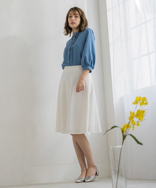 ketty(ケティ)の「パールボタンジョーゼットタックブラウス ≪手洗い可能≫(シャツ/ブラウス・レディース・ベージュ/オフホワイト/ブルー/ブラック・M)」の21枚目の写真