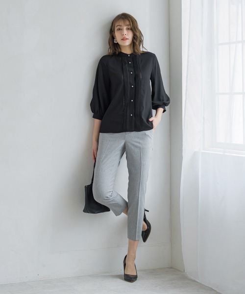 ketty(ケティ)の「パールボタンジョーゼットタックブラウス ≪手洗い可能≫(シャツ/ブラウス・レディース・ベージュ/オフホワイト/ブルー/ブラック・M)」の9枚目の写真