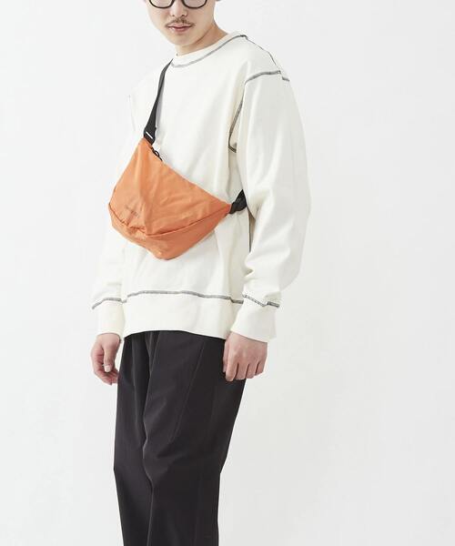 CONVERSE TOKYO（コンバーストウキョウ）の「LIPSTOP MOON SHOULDER BAG (SMALL)（ショルダーバッグ・レディース・オレンジ/ブラック/グレー・FREE）」の11枚目の写真