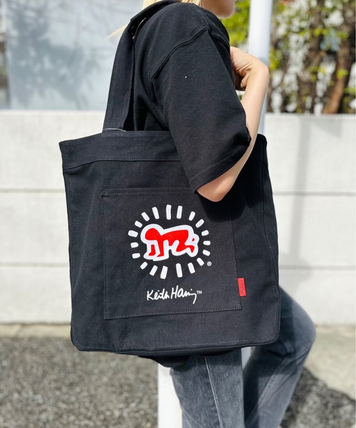 Keith Haring(キース・ヘリング)の「Keith Haring/ / コットンキャンバストート /(トートバッグ・メンズ・ホワイト系その他/ブラック系その他4/ブラック系その他2/ホワイト系その他6/ブラック系その他/ホワイト系その他2/ブラック系その他3/ホワイト系その他4/ブラック系その他5/ホワイト系その他3・ONESIZE)」の8枚目の写真