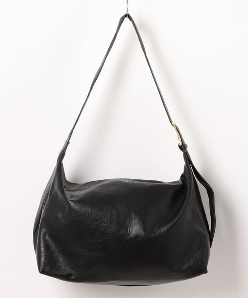 aimoha(アイモハ)の「PUレザー大きめショルダーバッグ(ショルダーバッグ・レディース・ブラック/ベージュ/チョコ/ブラウン・FREE)」の5枚目の写真