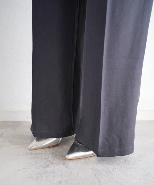 Rashik(ラシク)の「【Rashik】ウエストデザインストレートパンツ 脚長 スラックス 美脚 ハイウエスト(その他パンツ・レディース・チャコールグレー/ブラック・S/M)」の10枚目の写真