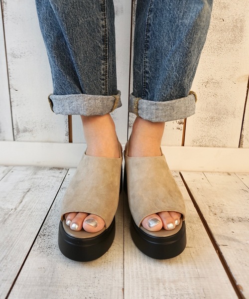 APOM プラットフォームパテッドサンダル セール】プラットフォームパテッドサンダル 80（サンダル