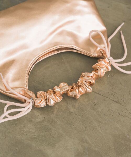 RETRO GIRL（レトロガール）の「フリルハンドルミニバッグ（ショルダーバッグ・レディース・シルバー/ブラック/オレンジ・ONE SIZE）」の15枚目の写真