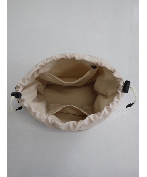 JUMELLE（ジュメロ）の「【大容量】Jacquard messenger bag（ショルダーバッグ・レディース・アイボリー/ブラック・FREE）」の8枚目の写真