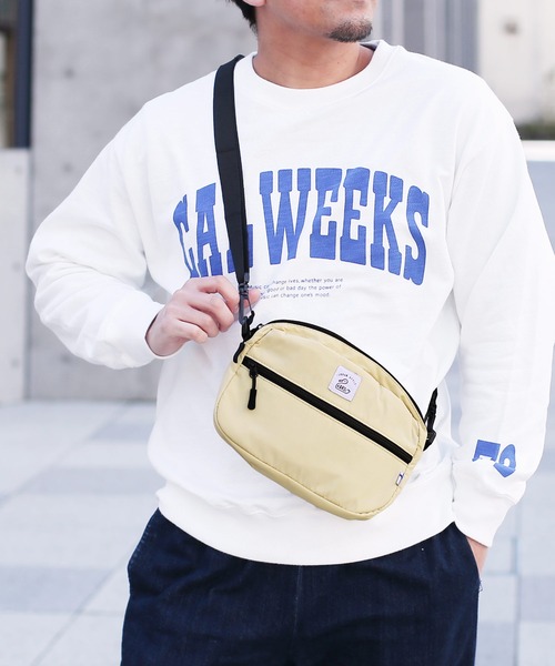 sankyo shokai（サンキョウショウカイ）の「[KAKSI] ショルダーバッグ 軽量 折りたたみ トート付き（ショルダーバッグ・レディース・サーモンピンク/ライトグレー/ライトベージュ/ブラック/カーキ・FREE）」の4枚目の写真