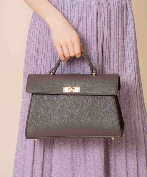 NOELA(ノエラ)の「ワイドフラップレザーバッグ(ハンドバッグ・レディース・ブラック/ライトグリーン/ブラウン・フリー)」の12枚目の写真