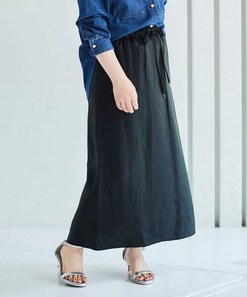 le.coeur blanc（ルクールブラン）の「ソフトグリッターナロースカート（スカート・レディース・ブラック/モカ/オフホワイト・38）」の15枚目の写真