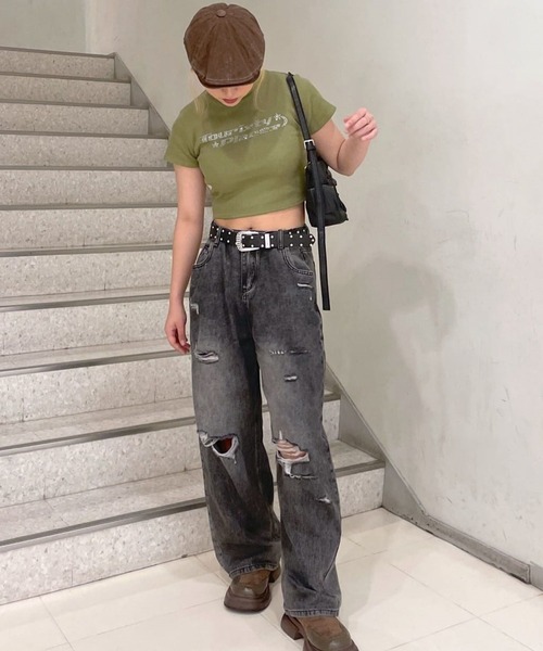 Figments（フィグメンツ）の「ダメージデニムワイドバギーパンツ（デニムパンツ・レディース・ブラック・SMALL/MEDIUM/LARGE）」の13枚目の写真
