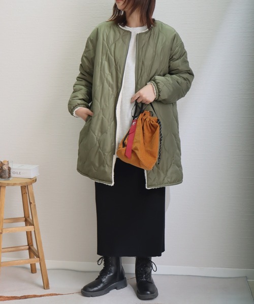 libelle more（リベル モア）の「中綿キルト×裏ボアリバーシブルコート（ノーカラーコート・レディース・ネイビー/アイボリー/グレイッシュベージュ/カーキ/ブラック・M/L）」の19枚目の写真