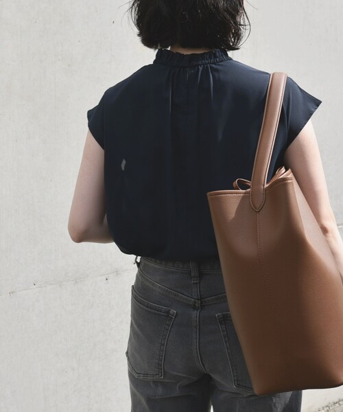 quaranciel(カランシエル)の「quaranciel:〈手洗い可能〉フレンチスリーブ フリル ハイネック ブラウス(シャツ/ブラウス・レディース・ライトグレー/ネイビー・ONE SIZE)」の15枚目の写真