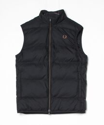 FRED PERRY（フレッドペリー）の「Insulated Gilet／インサレーテッド中綿ベスト（ダウンベスト）」