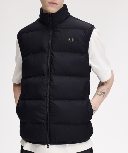 FRED PERRY（フレッドペリー）の「Insulated Gilet／インサレーテッド