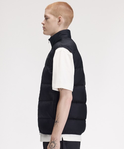 FRED PERRY（フレッドペリー）の「Insulated Gilet／インサレーテッド