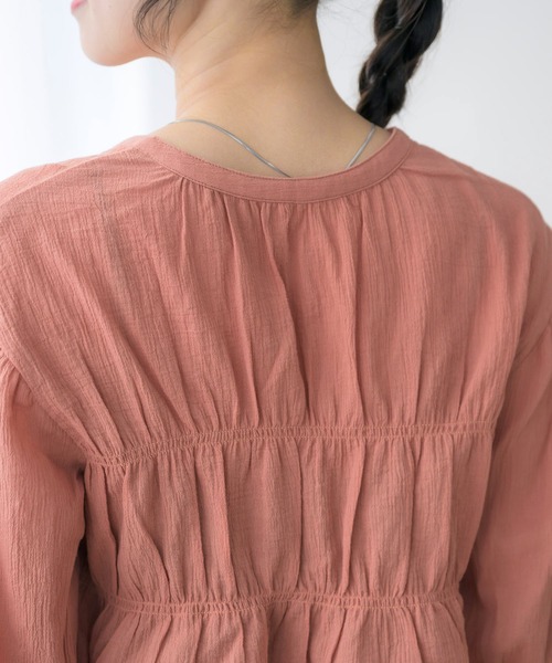 RETRO GIRL(レトロガール)の「シャーリングリボンBL(シャツ/ブラウス・レディース・ブラック/ナチュラル/ブルー/オレンジ・FREE)」の11枚目の写真