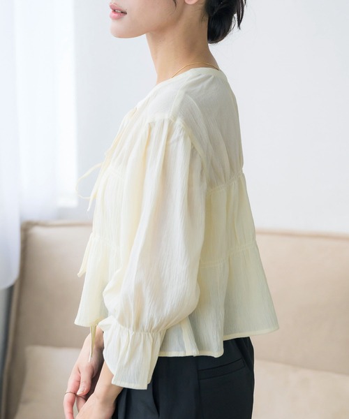 RETRO GIRL(レトロガール)の「シャーリングリボンBL(シャツ/ブラウス・レディース・ブラック/ナチュラル/ブルー/オレンジ・FREE)」の14枚目の写真