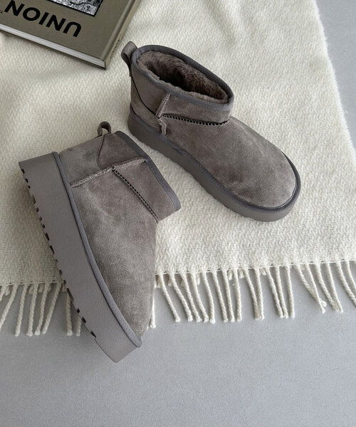 DISCOAT（ディスコート）の「【秋冬の足元をオシャレに♪】フェイクムートンブーツ《WEB限定カラーあり》（ブーツ・レディース・ブラック/キャメル/グレー・SMALL/MEDIUM/LARGE/X-LARGE）」の22枚目の写真