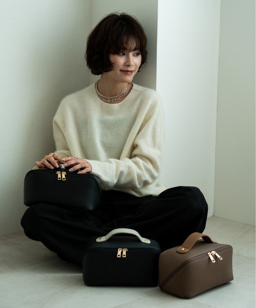 セール】【取り外し可能ポーチ付き／180度開く】Rename ハンドル付き