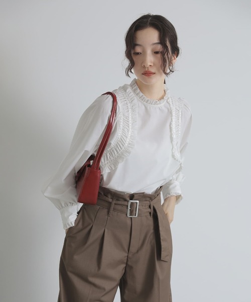 somari imagination(ソマリ イマジネーション)の「『ショルダーギャザーブラウス』(シャツ/ブラウス・レディース・ブラック/オフホワイト・2/1)」の20枚目の写真