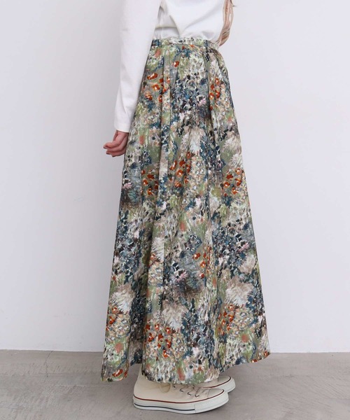 l'atelier du savon（アトリエドサボン）の「森とお花のつぎはぎプリント　シャツコールスカート（スカート・レディース・ベージュ/ネイビー・FREE）」の19枚目の写真