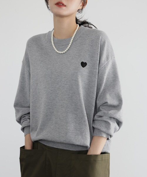 セール】《新色追加》ワンポイントハート刺繍ニットプルオーバー