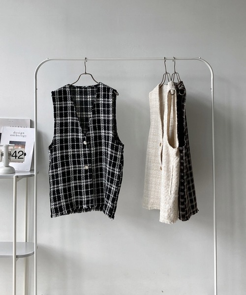 AS KNOW AS plus（アズノゥアズプラス）の「◇ツイードフリンジベスト（ベスト・レディース・ブラック系/ブラウン系/アイボリー系・FREE）」の16枚目の写真