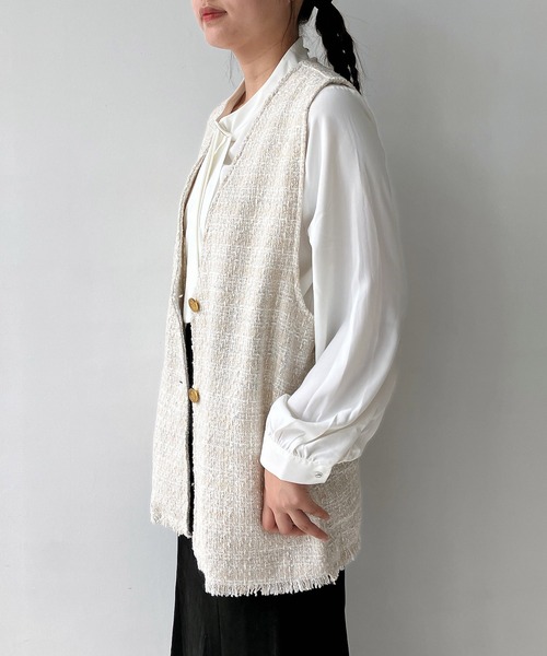 AS KNOW AS plus（アズノゥアズプラス）の「◇ツイードフリンジベスト（ベスト・レディース・ブラック系/ブラウン系/アイボリー系・FREE）」の19枚目の写真