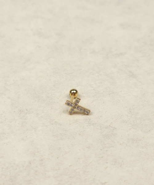 CEMONEMO(セモネモ)の「【金属アレルギー対応】 キュービック クロス ピアス(片耳用) / silver925(ピアス(片耳用)・レディース・シルバー/ゴールド・FREE)」の4枚目の写真