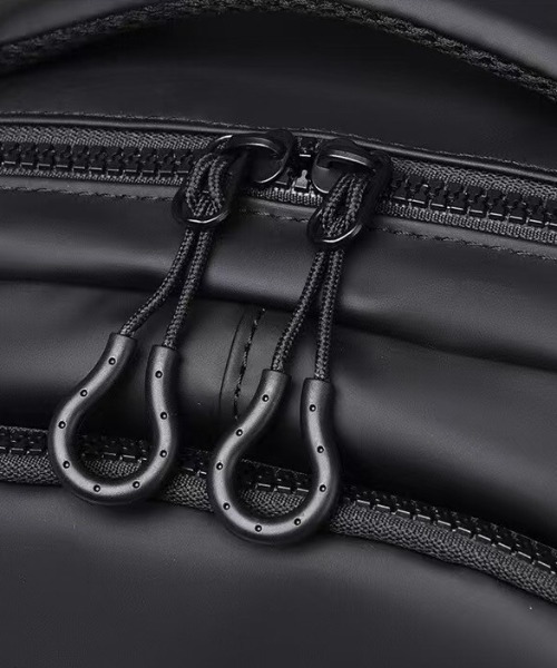 CALIFORNIA OUTFITTERS（カリフォルニア アウトフィッターズ）の「3-9B14 ビジネス バックパック（バックパック/リュック・メンズ・ブラック/グレー・ONESIZE）」の11枚目の写真