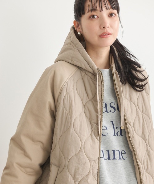 earth music&ecology（アースミュージックアンドエコロジー）の「ラグラン切替キルティングブルゾン（ブルゾン・レディース・グレイッシュベージュ/チャコールグレー・M/S）」の21枚目の写真