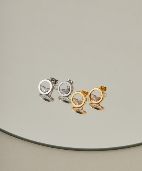 ciite' surgical stainless（シーテサージカルステンレス）の「【 金属アレルギー対応 】 サークルピアス サージカルステンレス   (両耳用)（ピアス（両耳用）・レディース・ゴールド/シルバー・FREE）」の6枚目の写真
