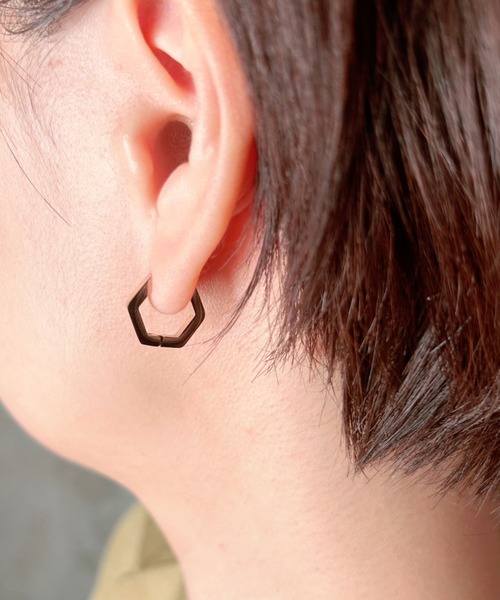ciite'(シーテ)の「【 金属アレルギー対応 】 ペンタゴンピアス サージカルステンレス (両耳用)(ピアス(両耳用)・レディース・ピンクゴールド/ゴールド/シルバー・FREE)」の8枚目の写真