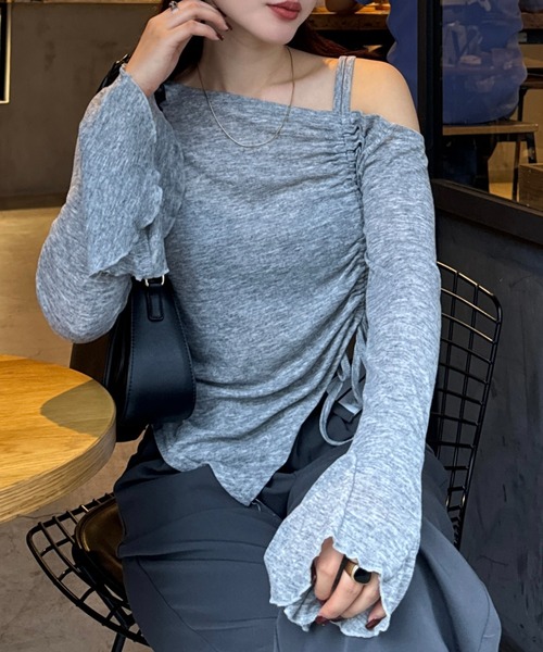 efill(エフィル)の「ワンオフショルダー ギャザー リボン 長袖Tシャツ / カットソー(Tシャツ/カットソー・レディース・ブラック/グレー・FREE)」の9枚目の写真