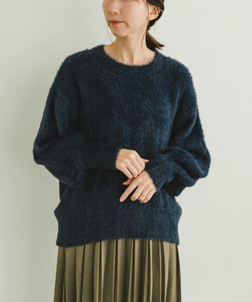 ITEMS URBANRESEARCH(アイテムズ アーバンリサーチ)の「シャギークルーネックニット(ニット/セーター・レディース・グリーン系その他/アイボリー/オレンジ/ネイビー・FREE)」の6枚目の写真